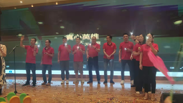 成人抖音下载祝大家中秋快乐！专注肖特基二极管16年